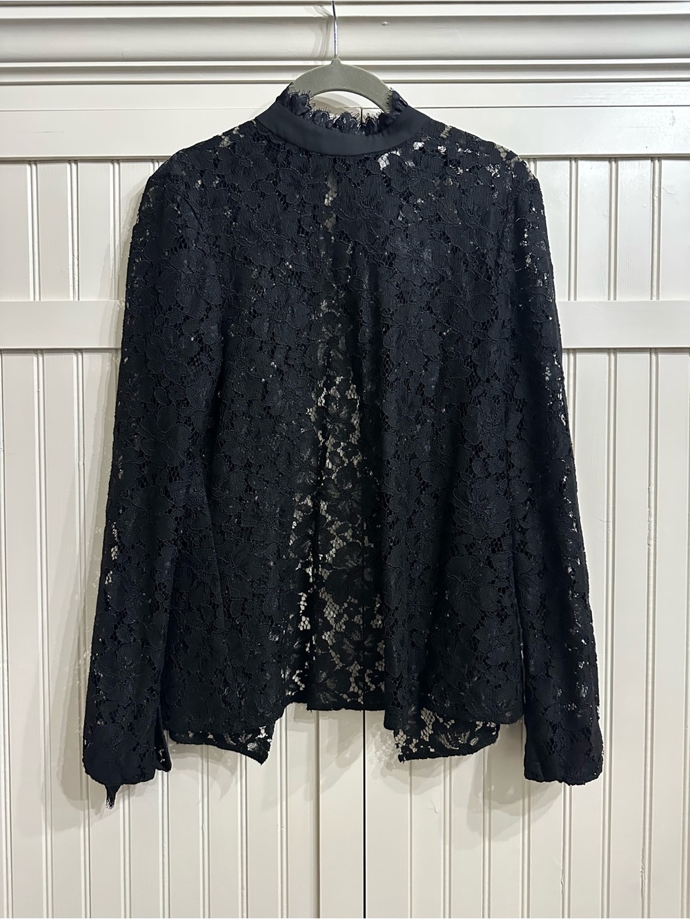 Wayf Black Floral Lace Open-Back Blouse Size S